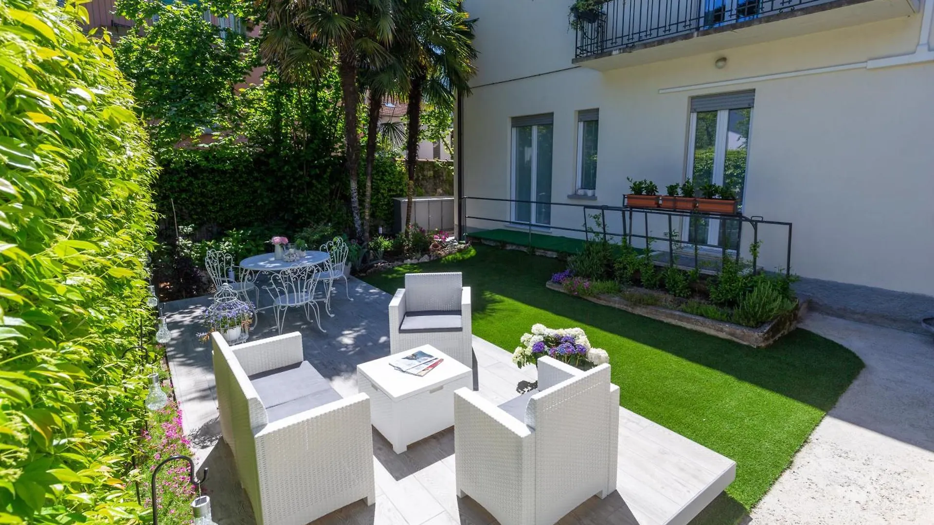 Maji Como Lake Apartment マンデッロ・デル・ラーリオ 0*,  イタリア